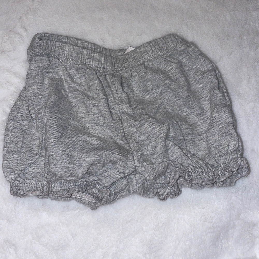 Carter’s 3 month gray shorts